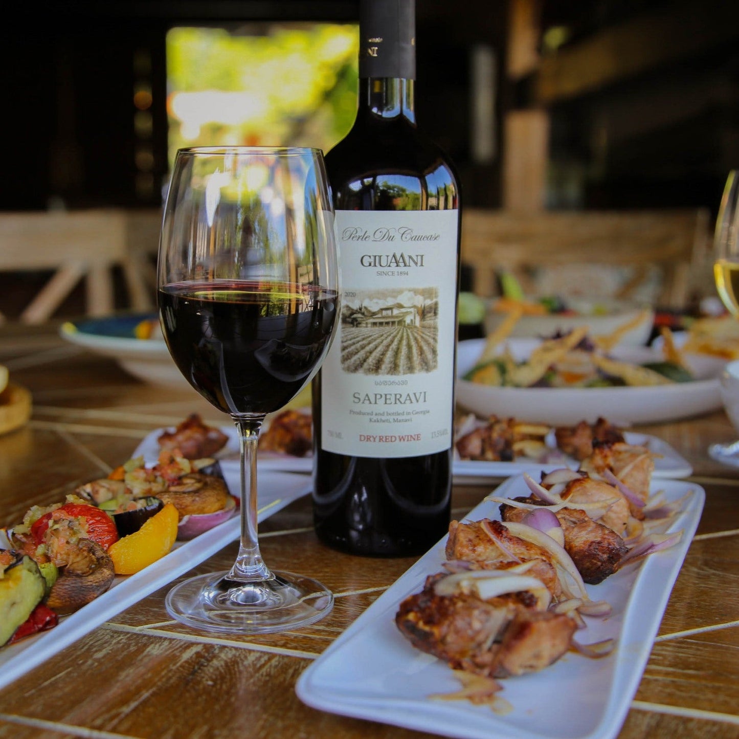 Saperavi Giuaani 2022 – edler georgischer Rotwein, ideal für besondere Anlässe und festliche Dinner