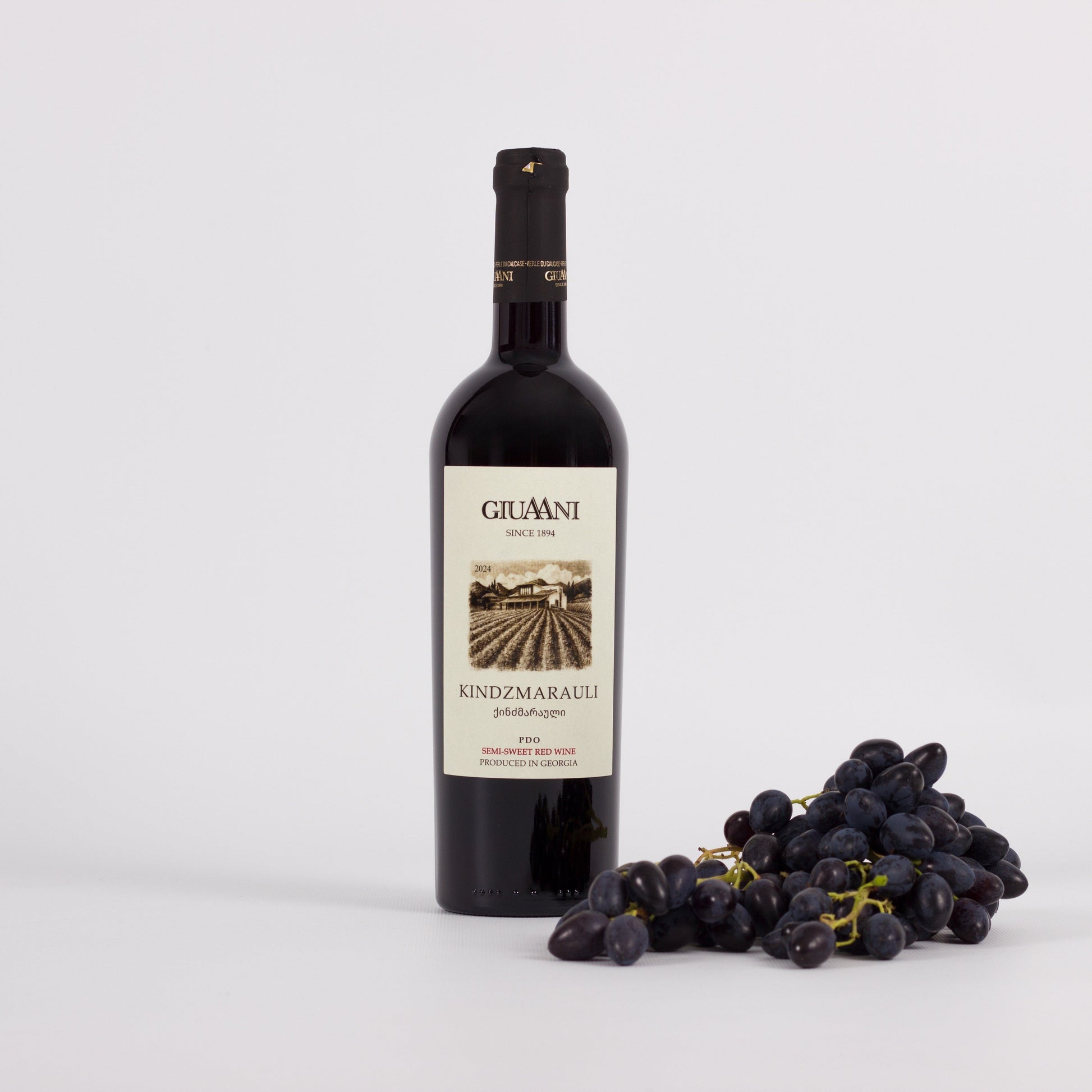 Exklusiver georgischer Rotwein Kindzmarauli – weich, süß, ideal für Genießer